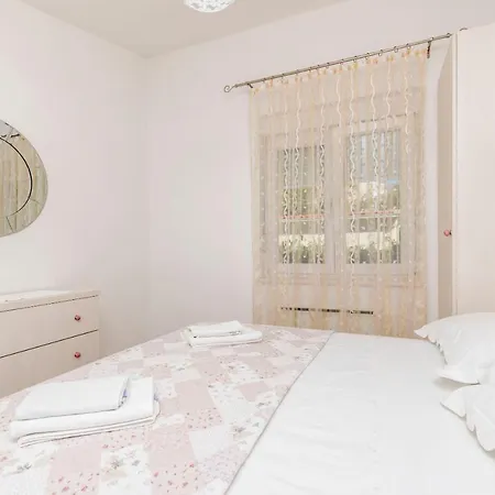 Apartment Maja Trogir